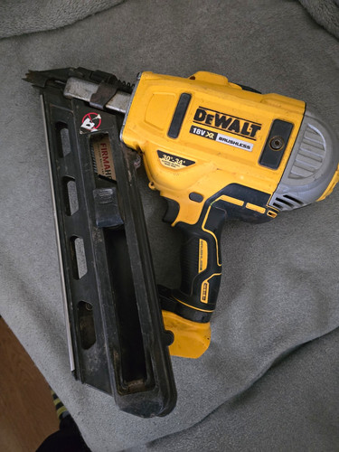 Dewalt dcn692 18v brushless - 18v, xr